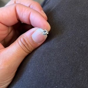 Pandora single unicorn stud